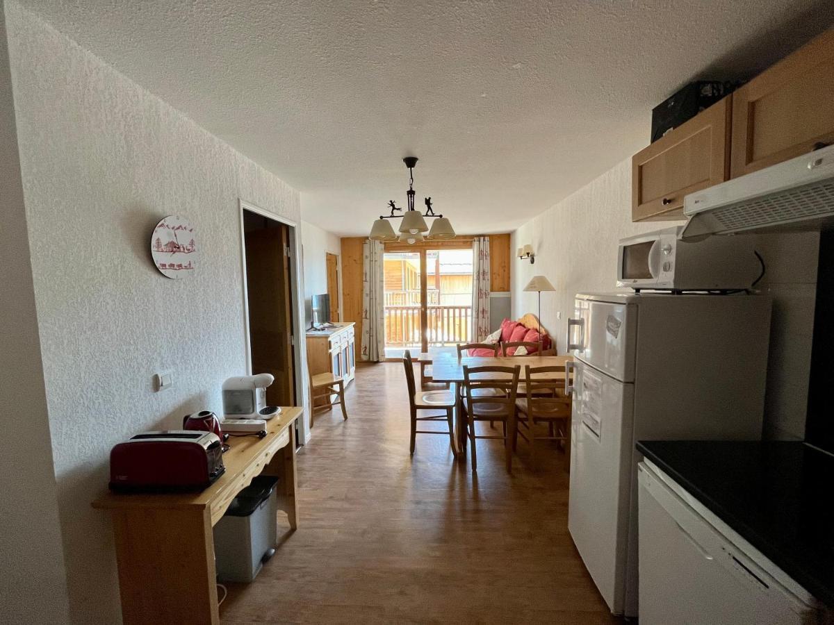 Appartement 6 places aux pieds des pistes avec piscine, wifi et parking privé PMR Orcières Extérieur photo