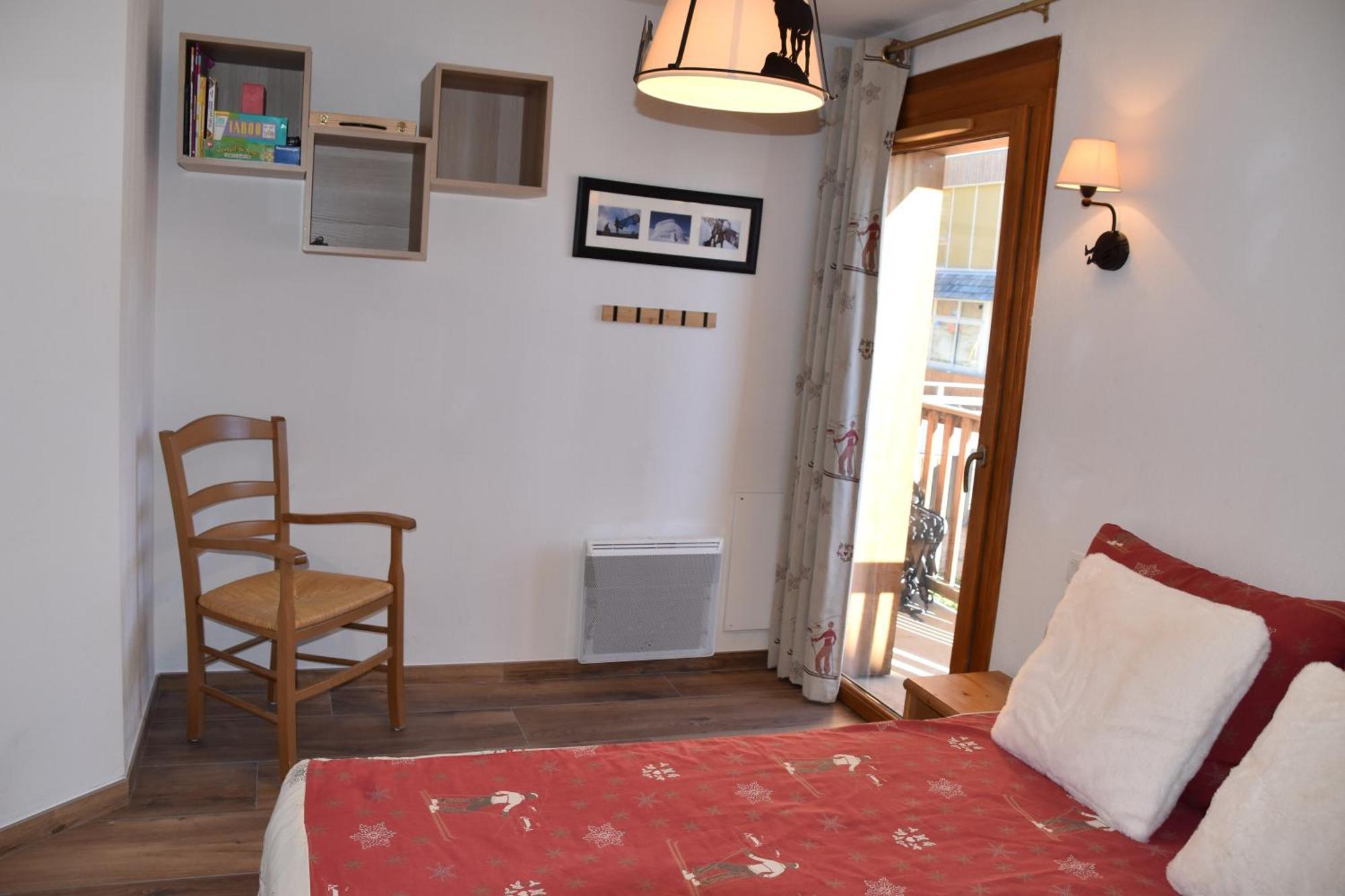 Appartement 6 places aux pieds des pistes avec piscine, wifi et parking privé PMR Orcières Extérieur photo